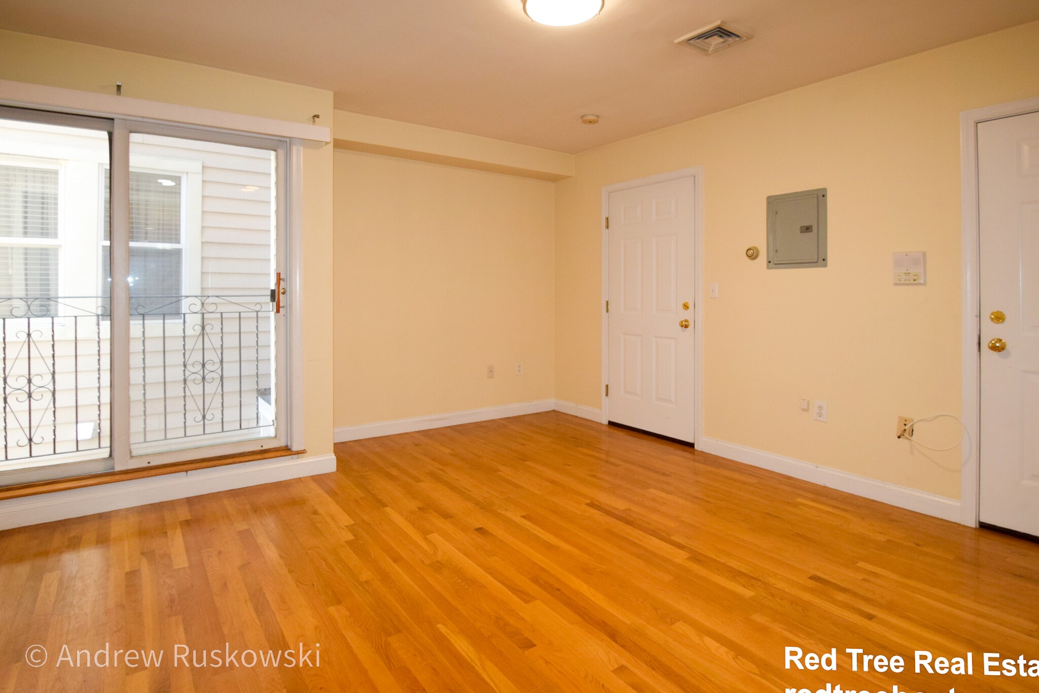 Building Photo - 393 W Broadway