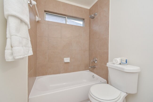 Building Photo - 12718 Boris Cove Trail