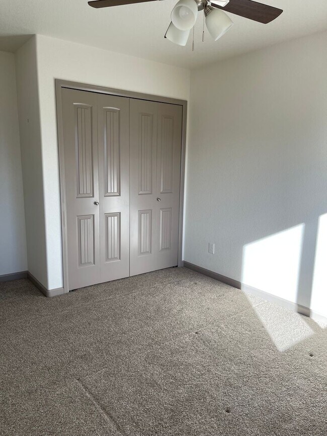 Building Photo - 3 Bedroom 2 Bath With a 2 car garage