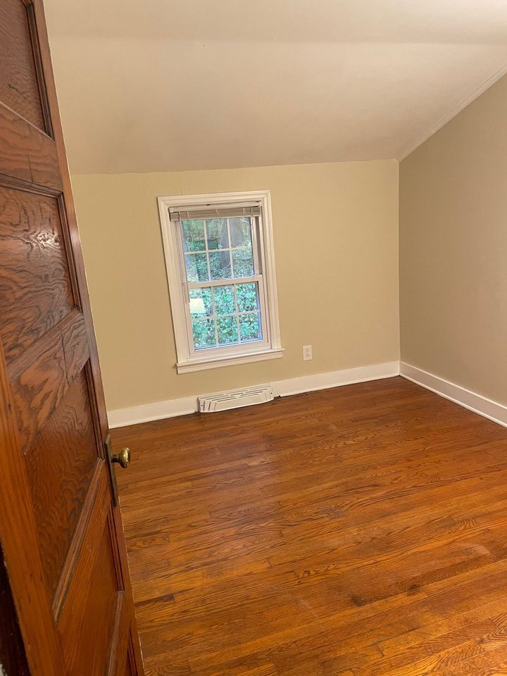 Bedroom - 235 Russia Rd