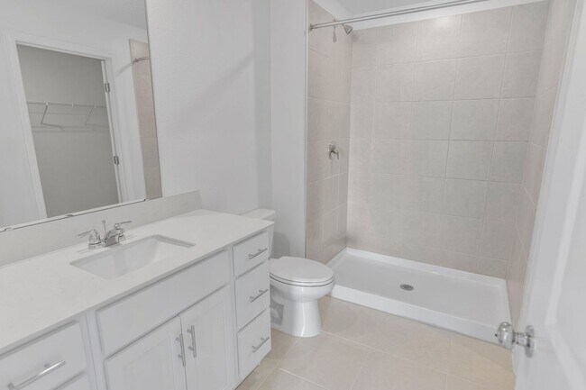 Building Photo - 2155 Lone Oak Ln