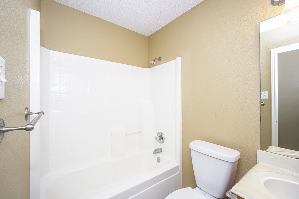 Building Photo - 2605 Trabuco Canyon Rd