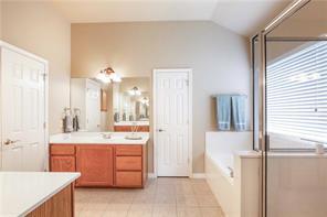 Building Photo - New Wood Floors!