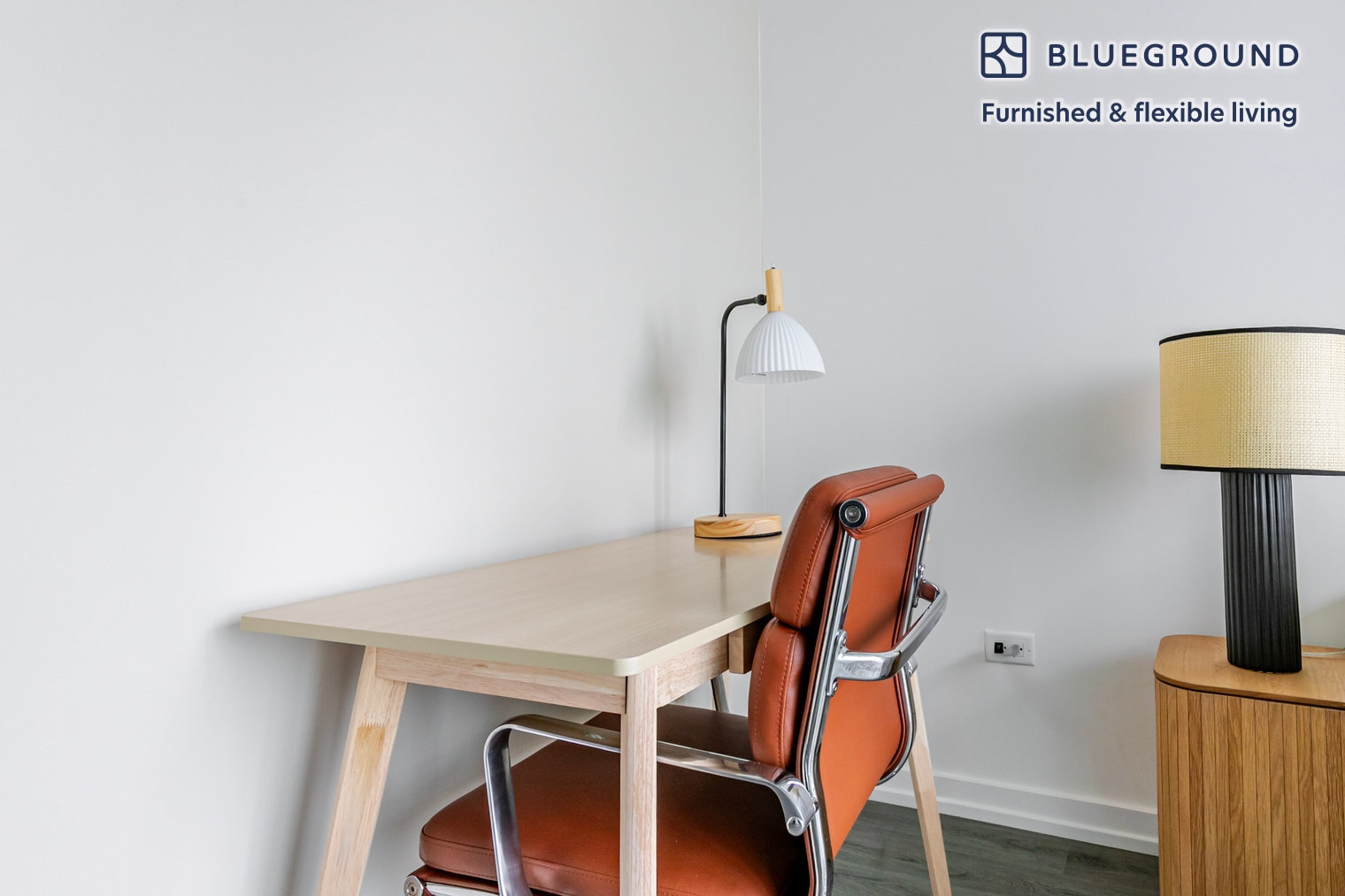 Building Photo - 460 W Chicago Ave