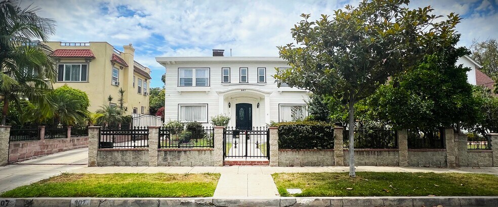Primary Photo - 907 Westchester Pl
