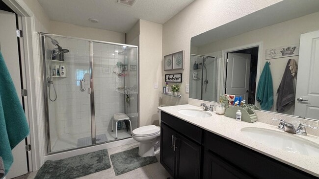 Building Photo - Beautiful 3 bed 2 bath Home - Unfurnished
