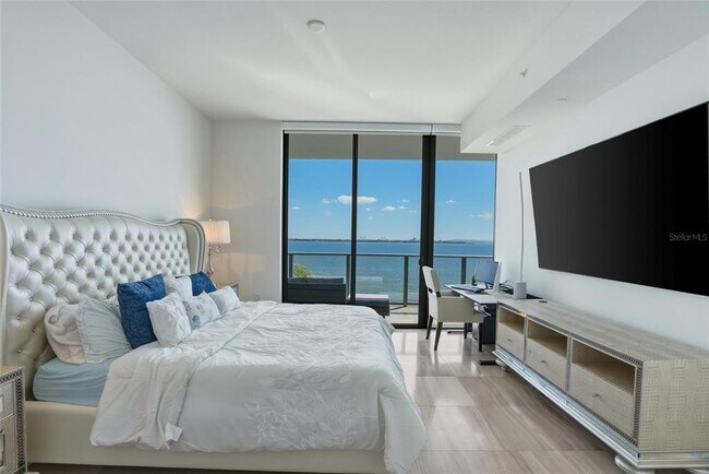 Building Photo - 3101 Bayshore Blvd