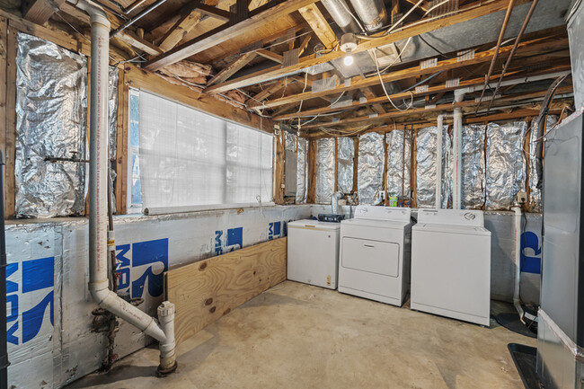 Building Photo - 9515 Quarry Bridge Ct