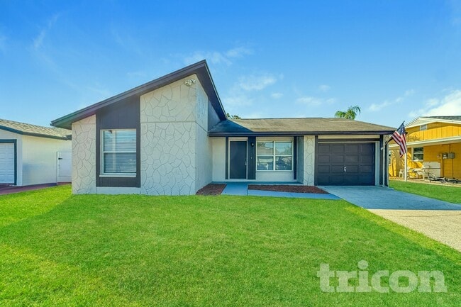 Building Photo - 10108 Hickory Hollow Ct