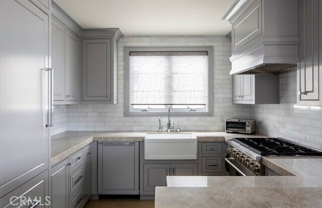 Building Photo - 308 Fernleaf Ave