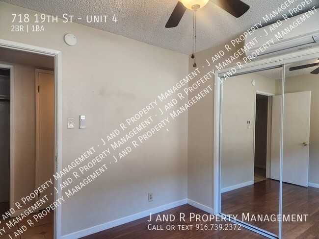 Building Photo - 718 19th St