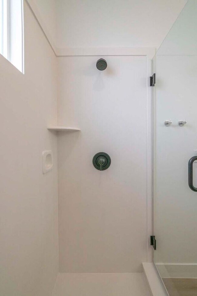 Building Photo - 6 Month Lease! 3 Bedroom Townhome in Washington Fields with Community Pool