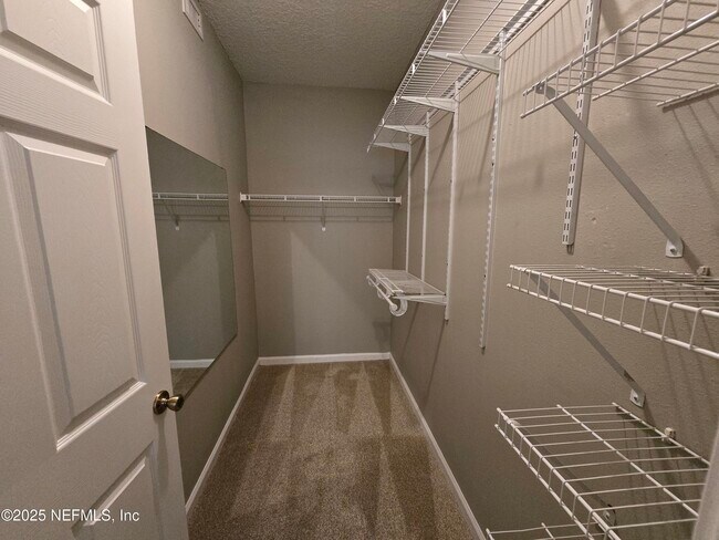 Building Photo - 575 Oakleaf Plantation Pkwy