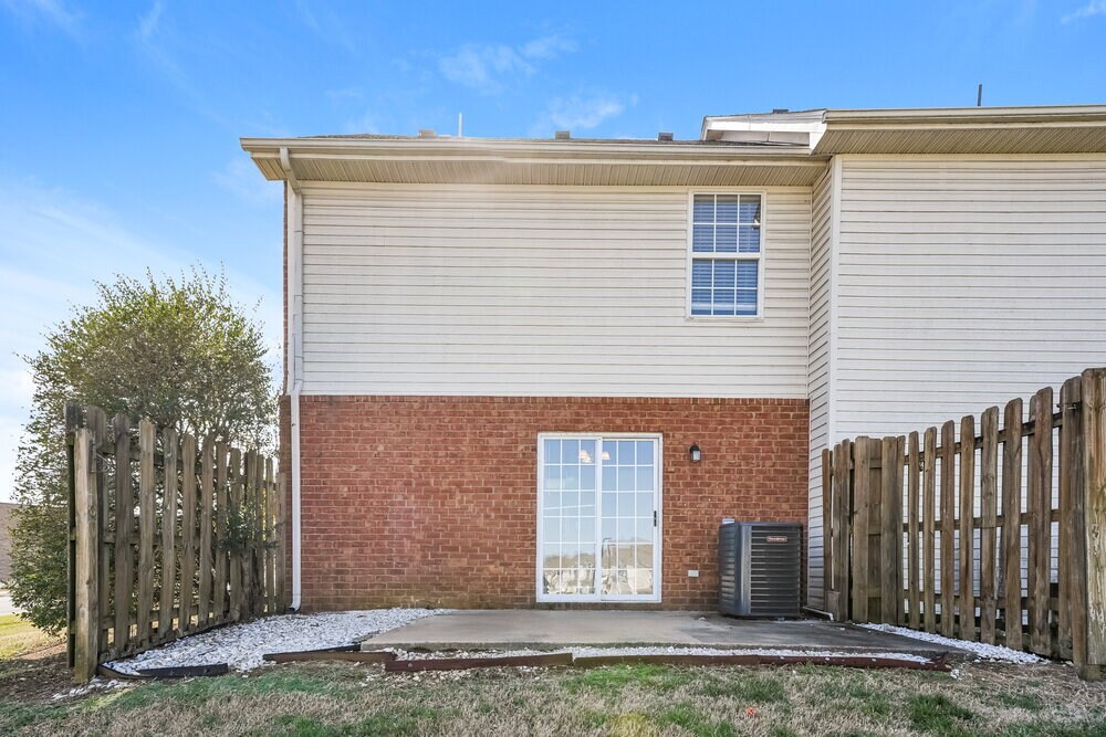 Building Photo - 675 Legacy Dr