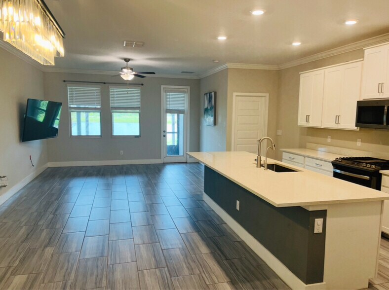 Building Photo - 4208 Cadence Loop