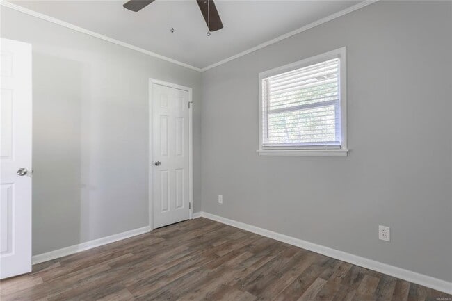 Building Photo - 221 Moncrief St