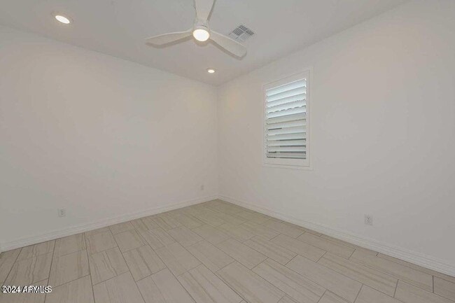 Building Photo - 29758 N 114th Dr