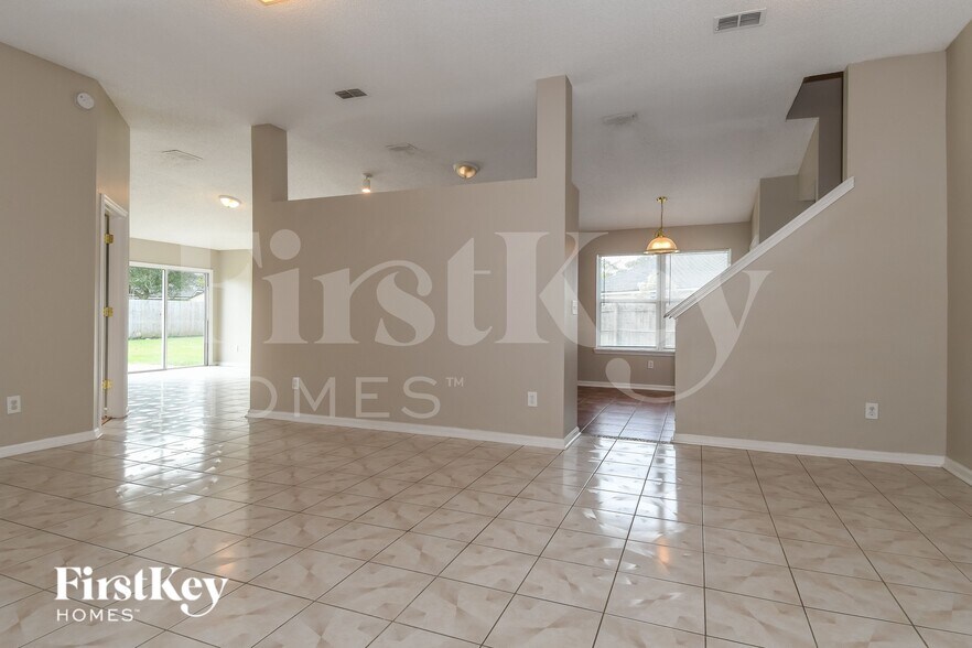 Building Photo - 12658 Holly Springs Ct