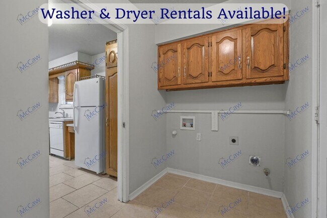 Building Photo - 213 Gregory Dr