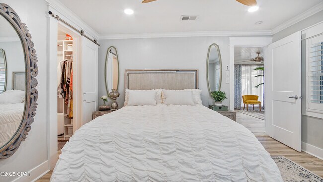 Building Photo - 2501 High Ave