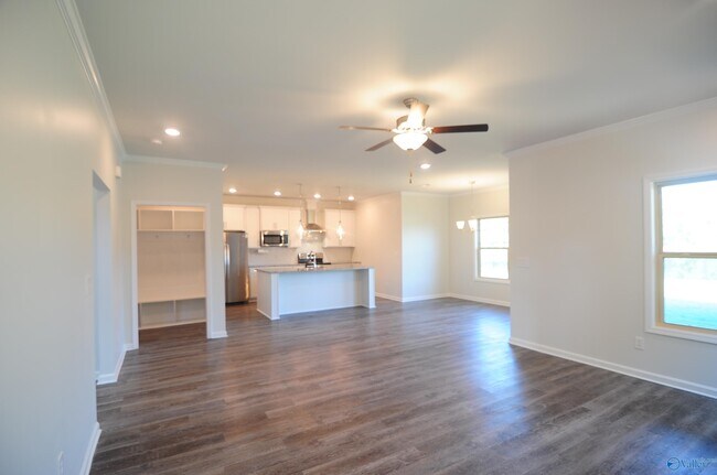 Building Photo - 16312 Trestle St