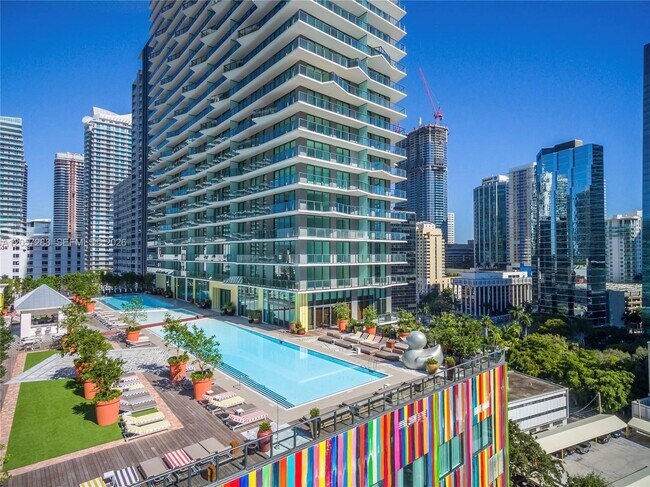 Building Photo - 1300 S Miami Ave