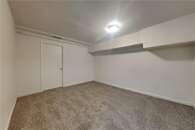 Building Photo - 353 Ansley Brook Dr