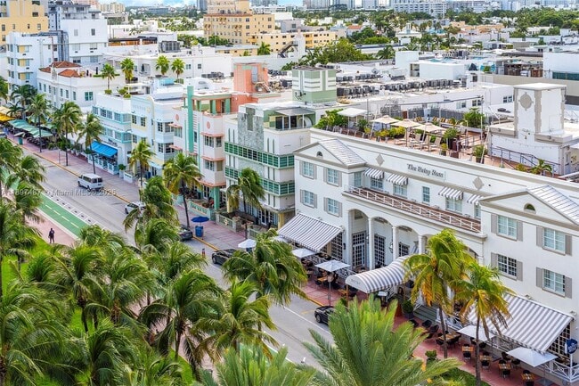Building Photo - 1455 Ocean Dr