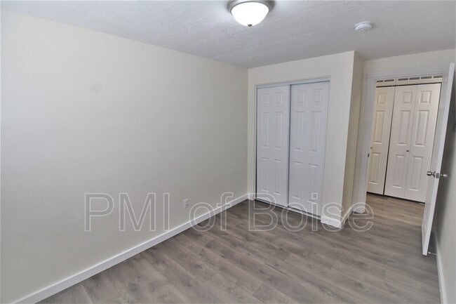 Building Photo - 3240 W Malad St