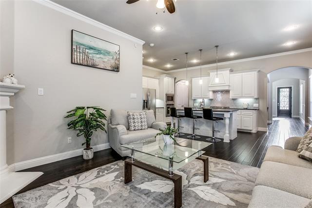 Building Photo - 3901 Bentley Dr