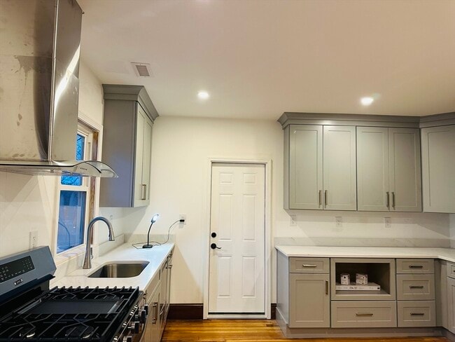 Building Photo - 105 Nottinghill Rd