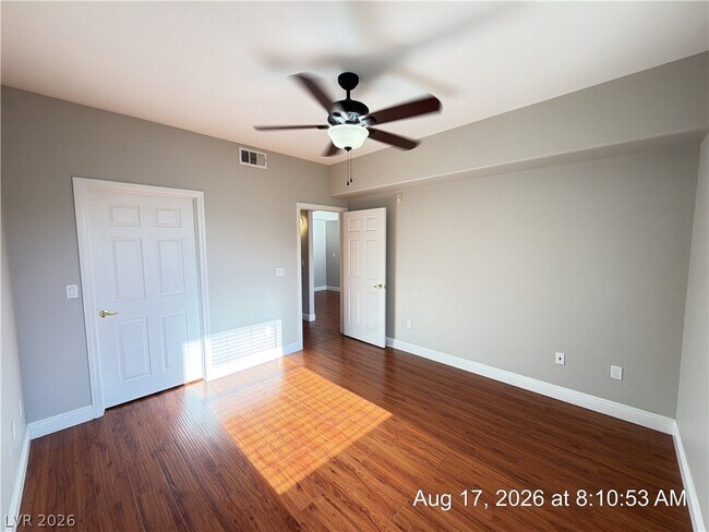 Building Photo - 8000 W Badura Ave