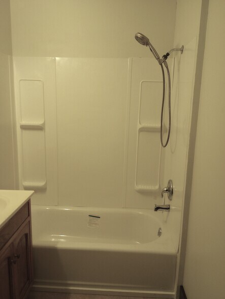 Building Photo - 362 W Gray St