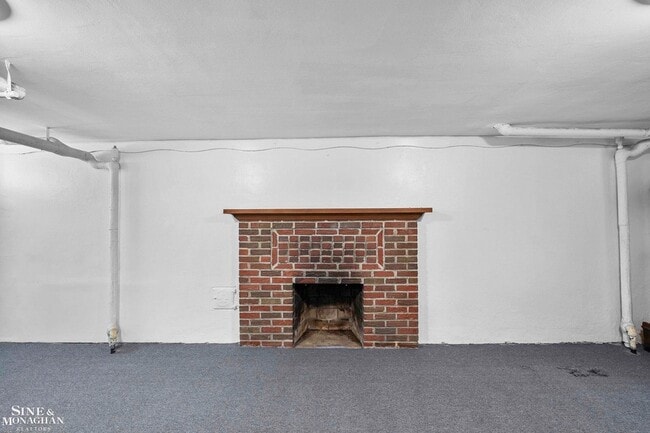 Building Photo - 276 Lewiston Rd