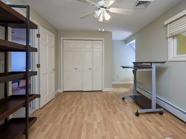 Building Photo - 8 Kalamat Farms Cir