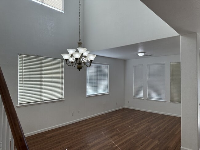 Building Photo - 91 W Recreo Ct