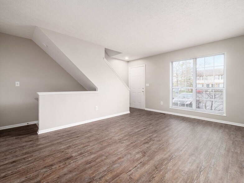 Building Photo - 7754 Deercrest Ct