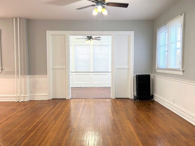 Building Photo - 508 S 6th St