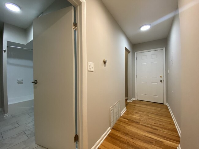 Hallway to the bathroom - 2801 W Logan