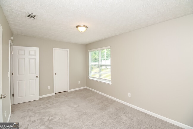Building Photo - 7035 Greenbower Ln