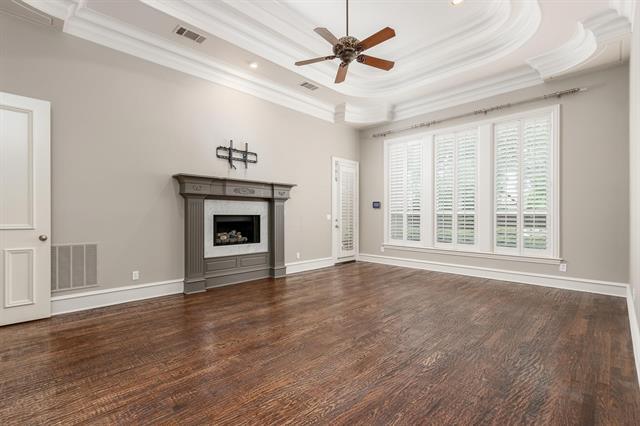 Building Photo - 5375 Spicewood Ln