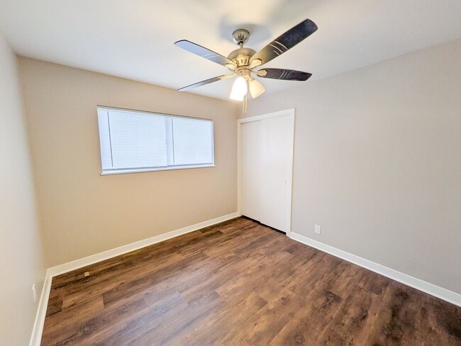 Building Photo - 2331 Coronado Pl