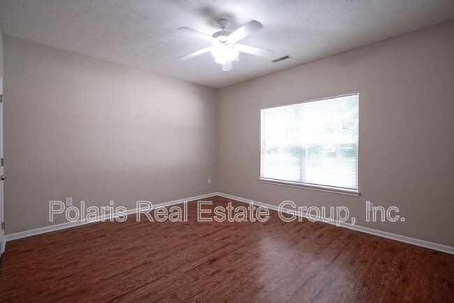 Building Photo - 4238 Sunshine Ave