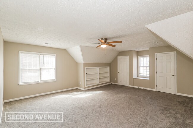 Building Photo - 269 Yorkshire Pl