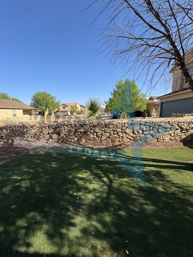 Building Photo - REDUCED! Spacious 4 Bed House in Rincon Mesa!
