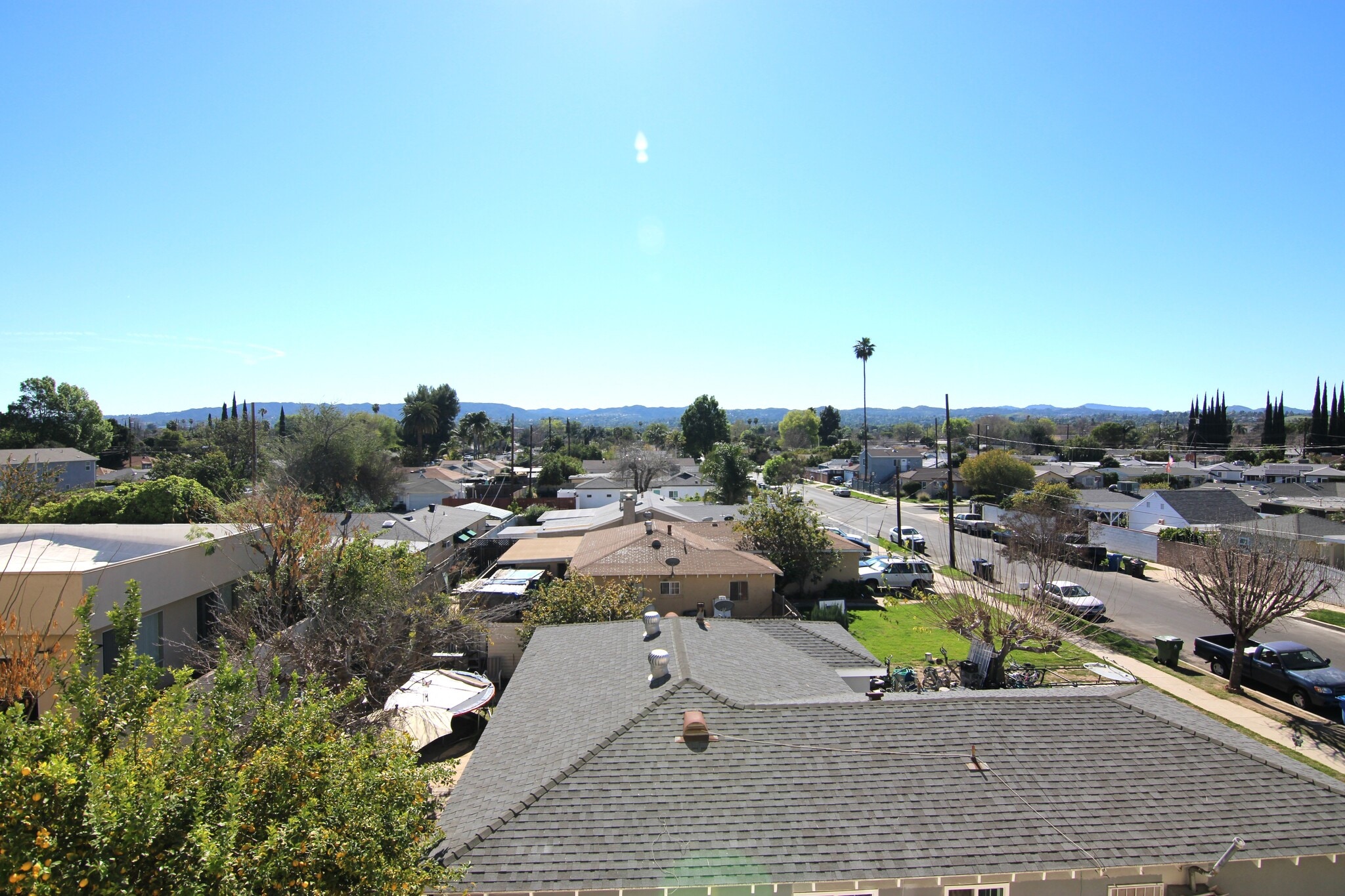 Valley view - 19350 Sherman Way