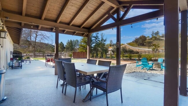 Building Photo - 41740 Camino Del Vino