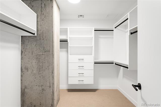 Building Photo - 3520 Chestnut Pl