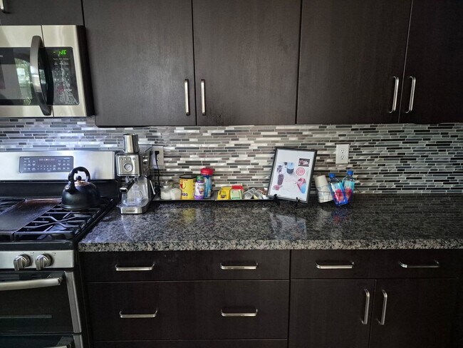 Building Photo - Spacious 3BR House in North Las Vegas