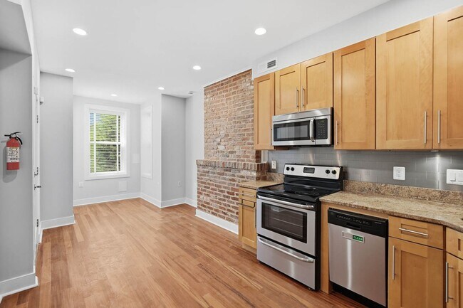 Building Photo - 1513 4th St NW